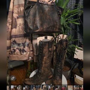 Freebird Grany, Brown, Size 10 With Matching Freebird Mara Bag